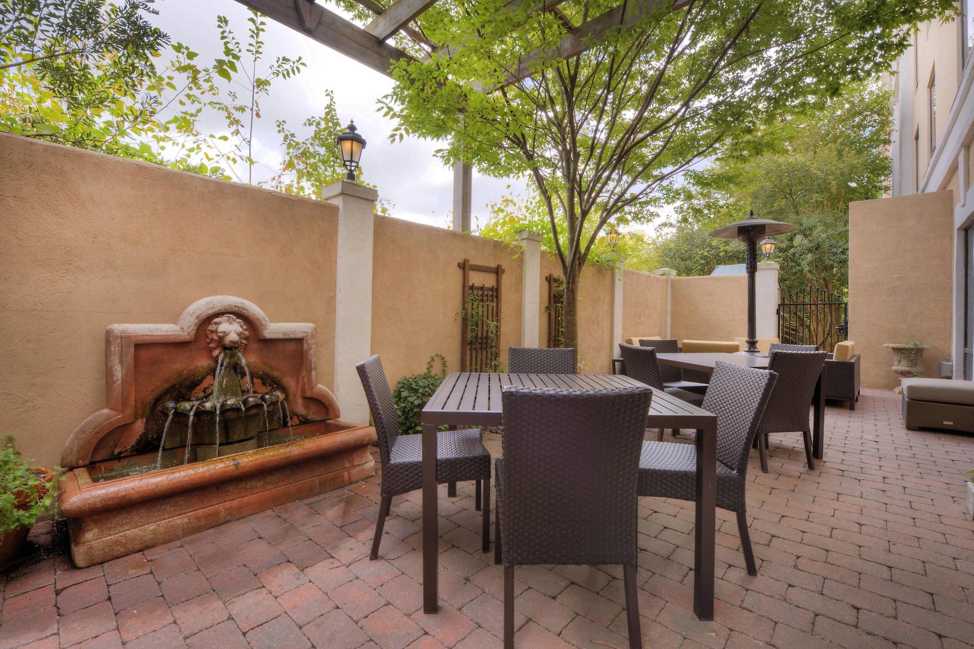 Courtyard Raleigh Crabtree Valley Екстер'єр фото