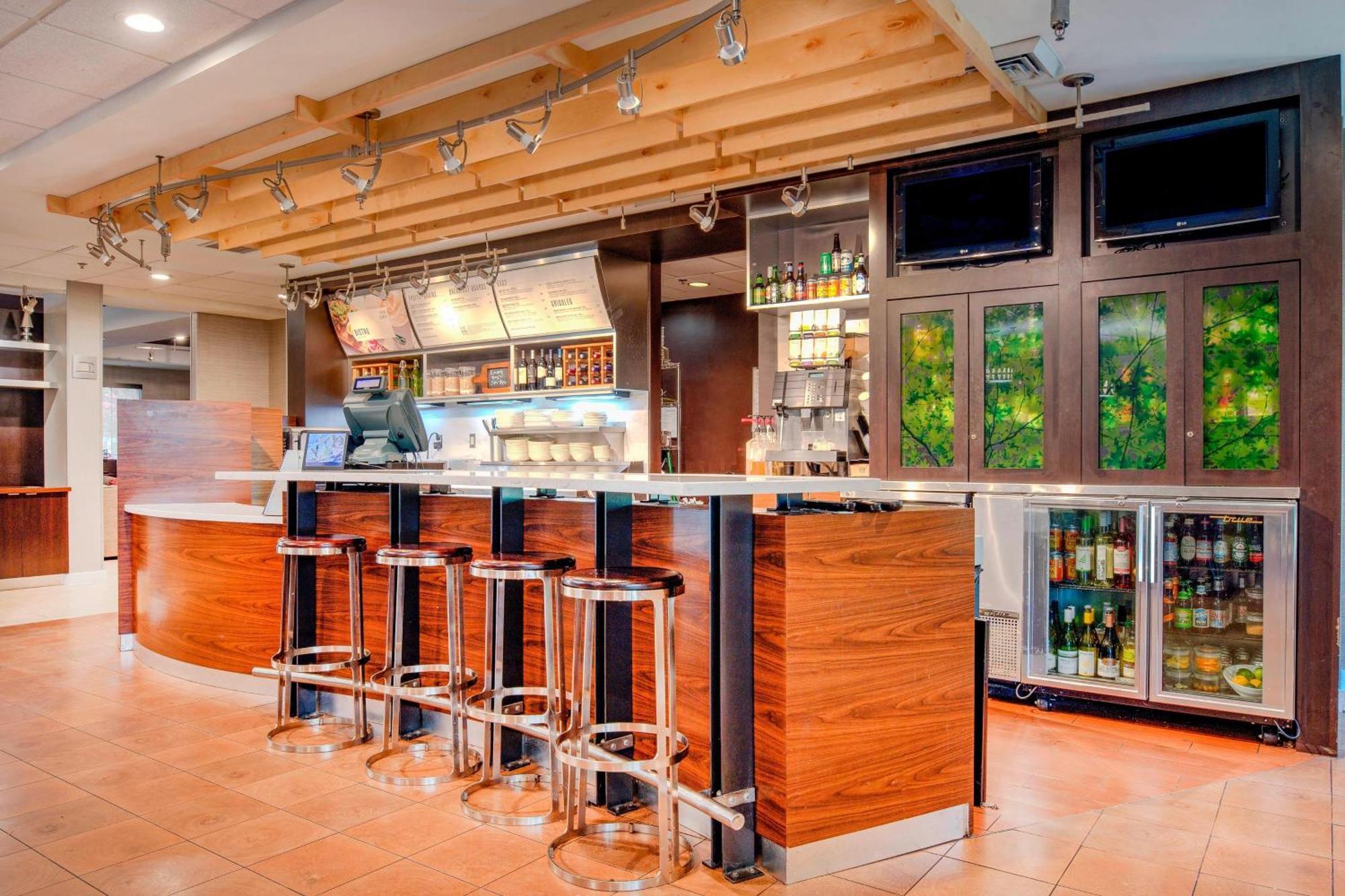 Courtyard Raleigh Crabtree Valley Екстер'єр фото