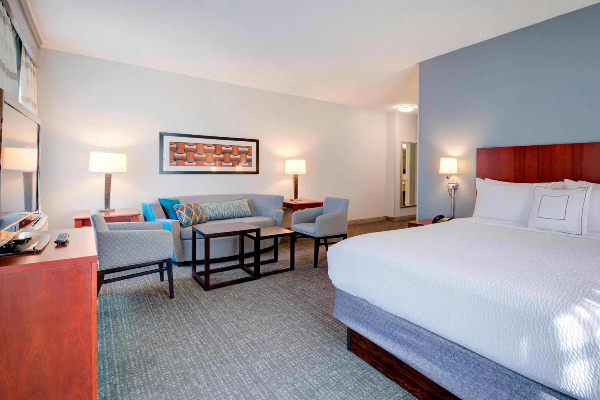 Courtyard Raleigh Crabtree Valley Екстер'єр фото