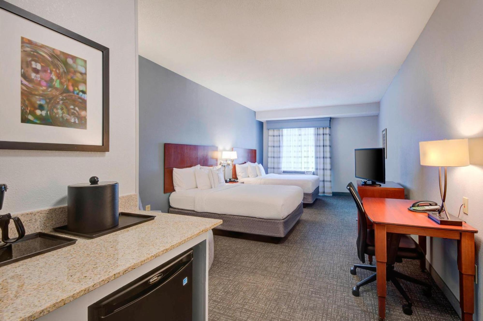 Courtyard Raleigh Crabtree Valley Екстер'єр фото