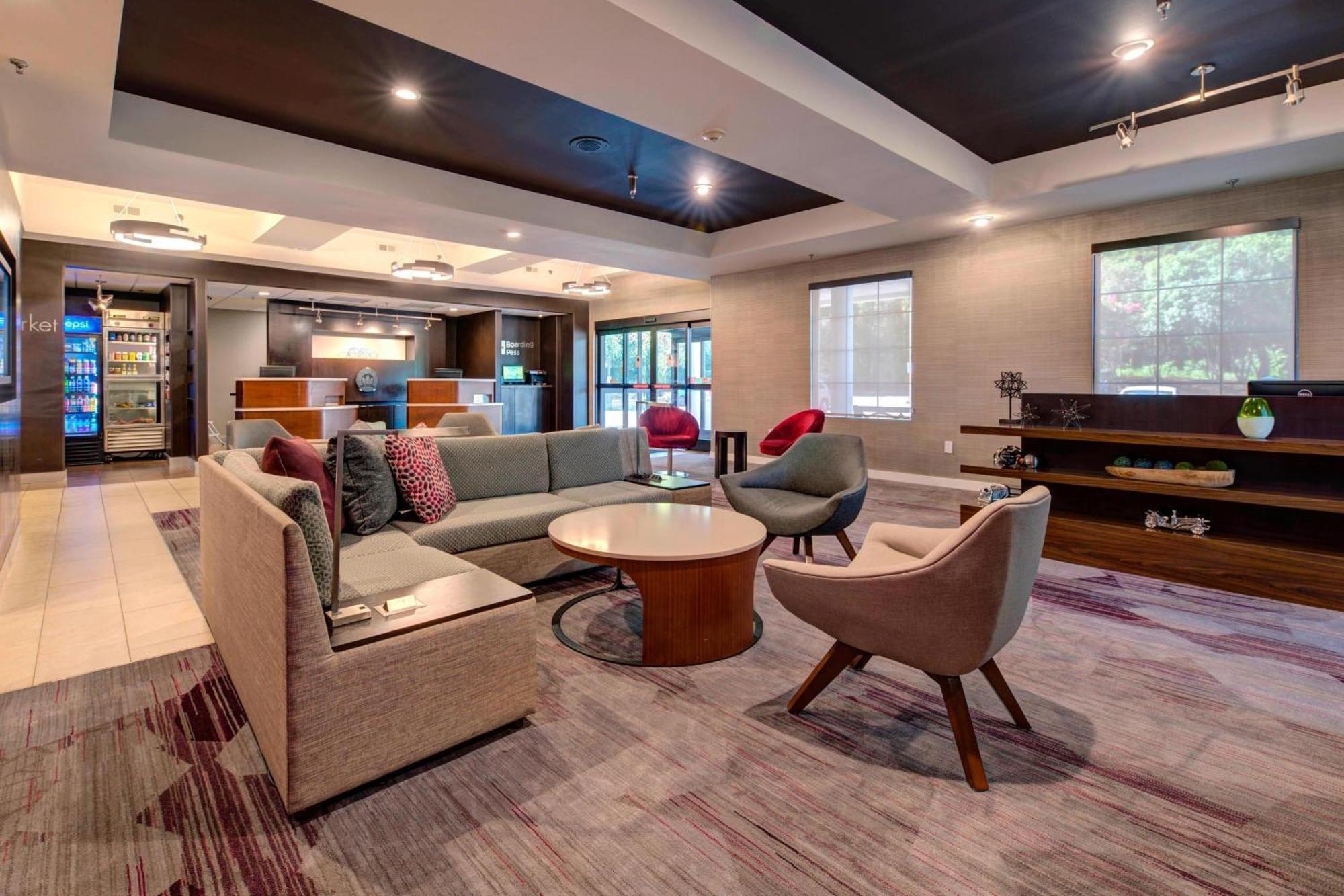 Courtyard Raleigh Crabtree Valley Екстер'єр фото
