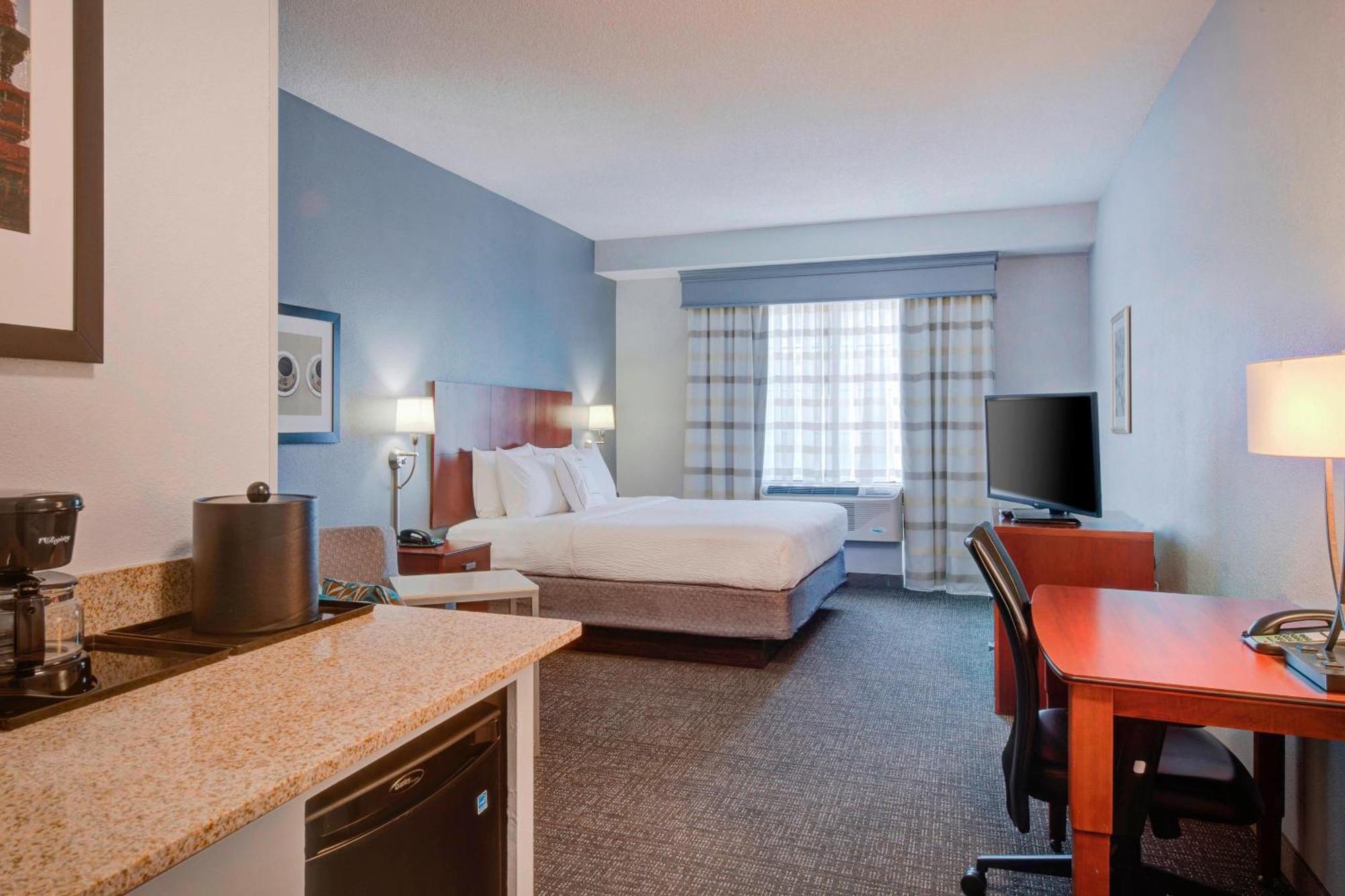 Courtyard Raleigh Crabtree Valley Екстер'єр фото