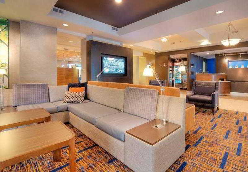 Courtyard Raleigh Crabtree Valley Екстер'єр фото