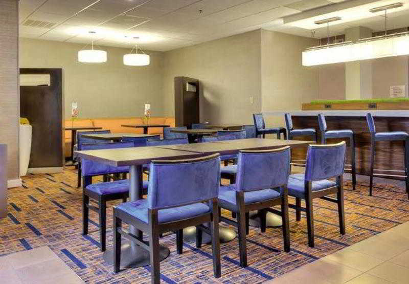 Courtyard Raleigh Crabtree Valley Екстер'єр фото