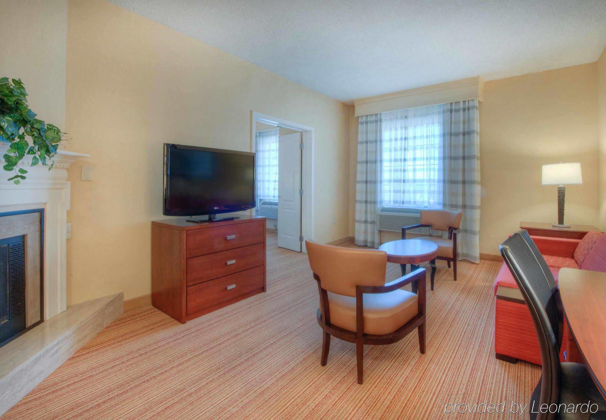 Courtyard Raleigh Crabtree Valley Екстер'єр фото