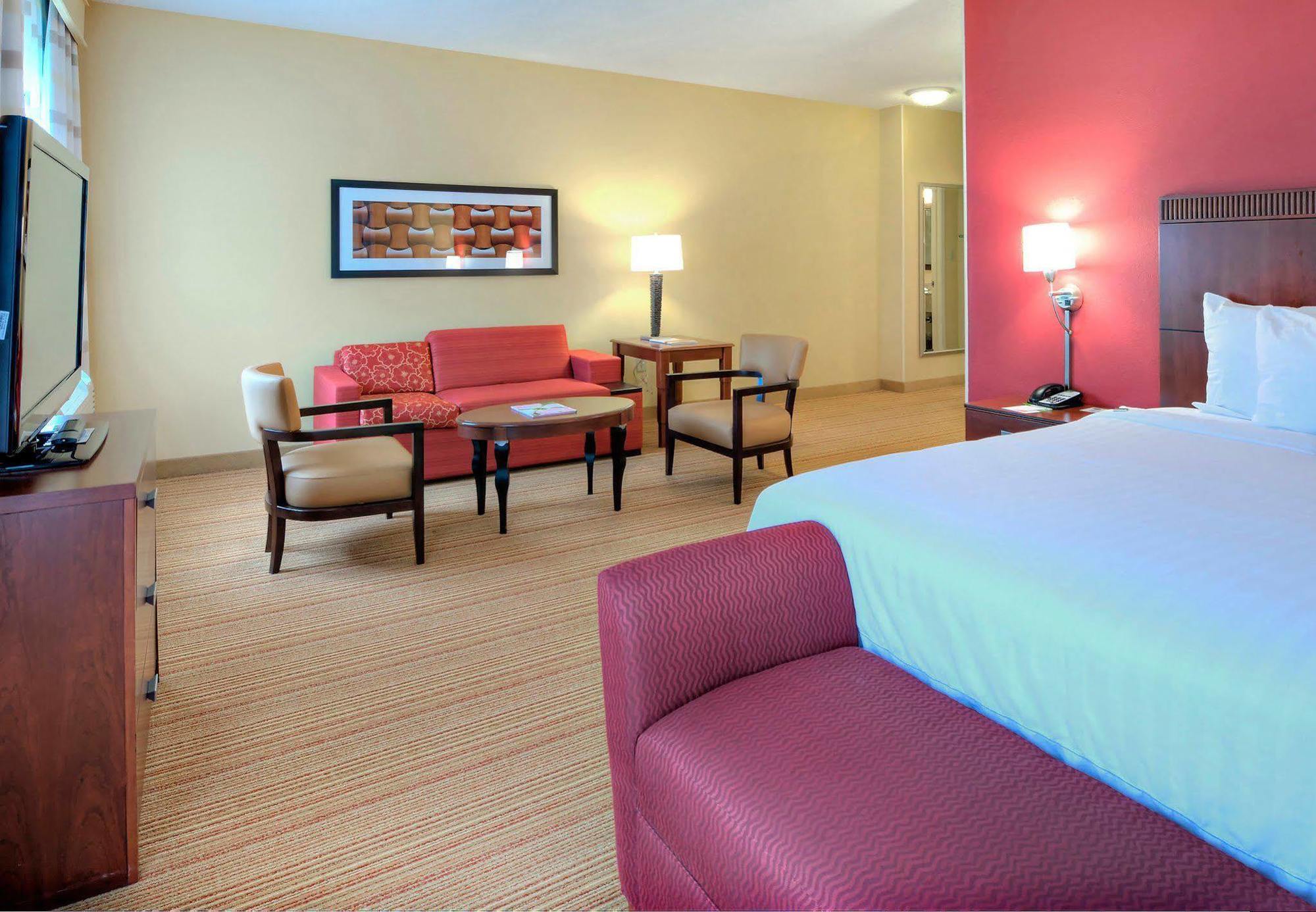 Courtyard Raleigh Crabtree Valley Екстер'єр фото