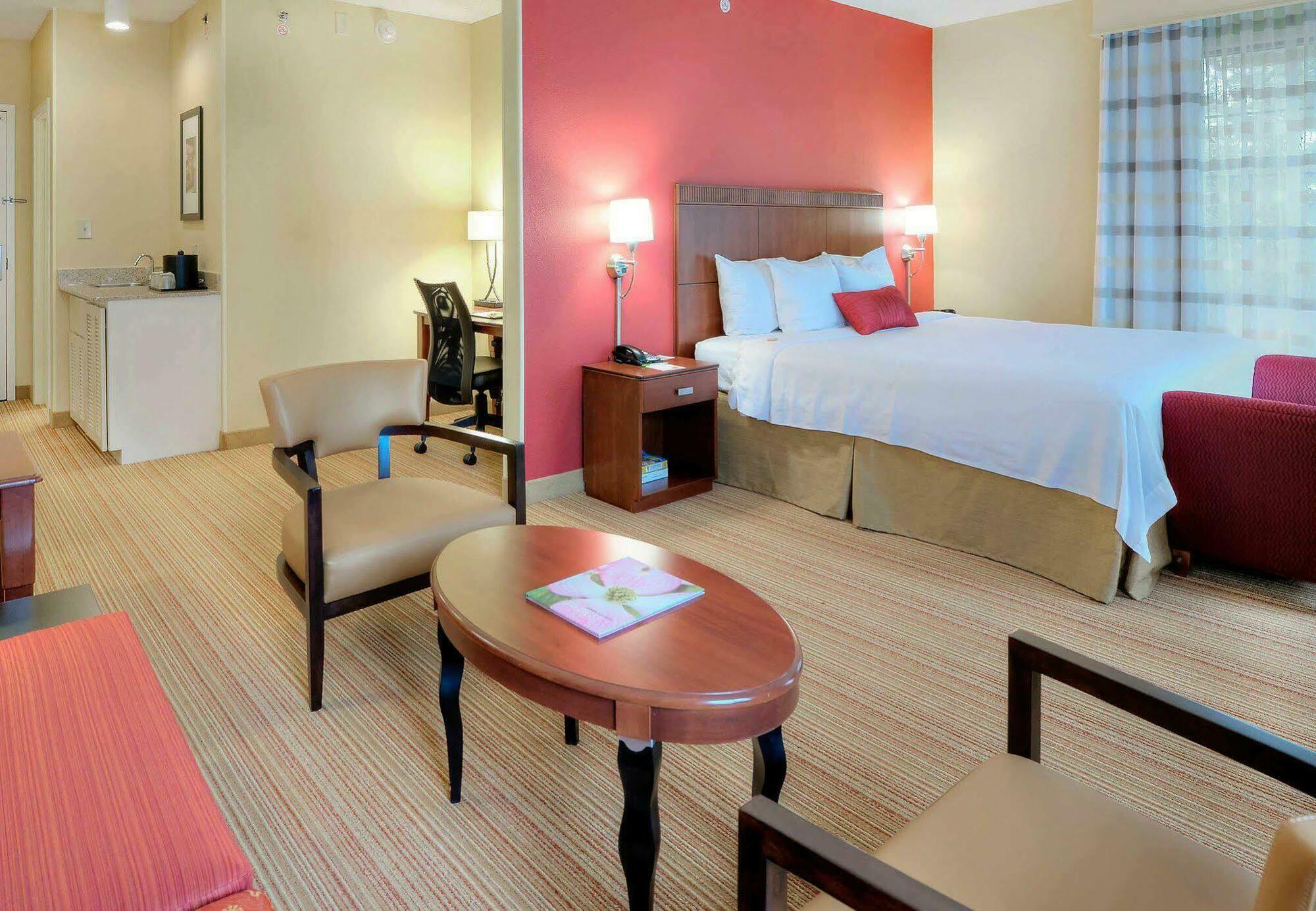 Courtyard Raleigh Crabtree Valley Екстер'єр фото